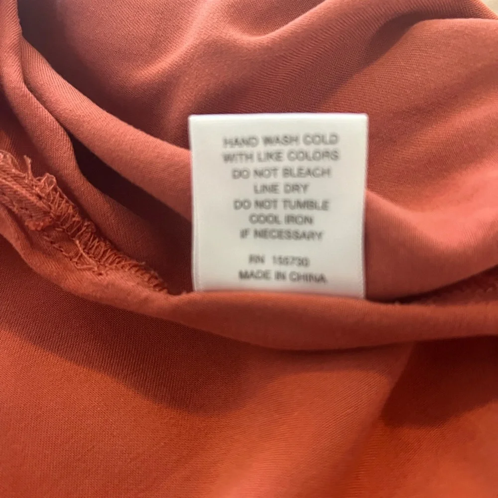 Rose & Olive Rust Blouse - Picture 9 of 9